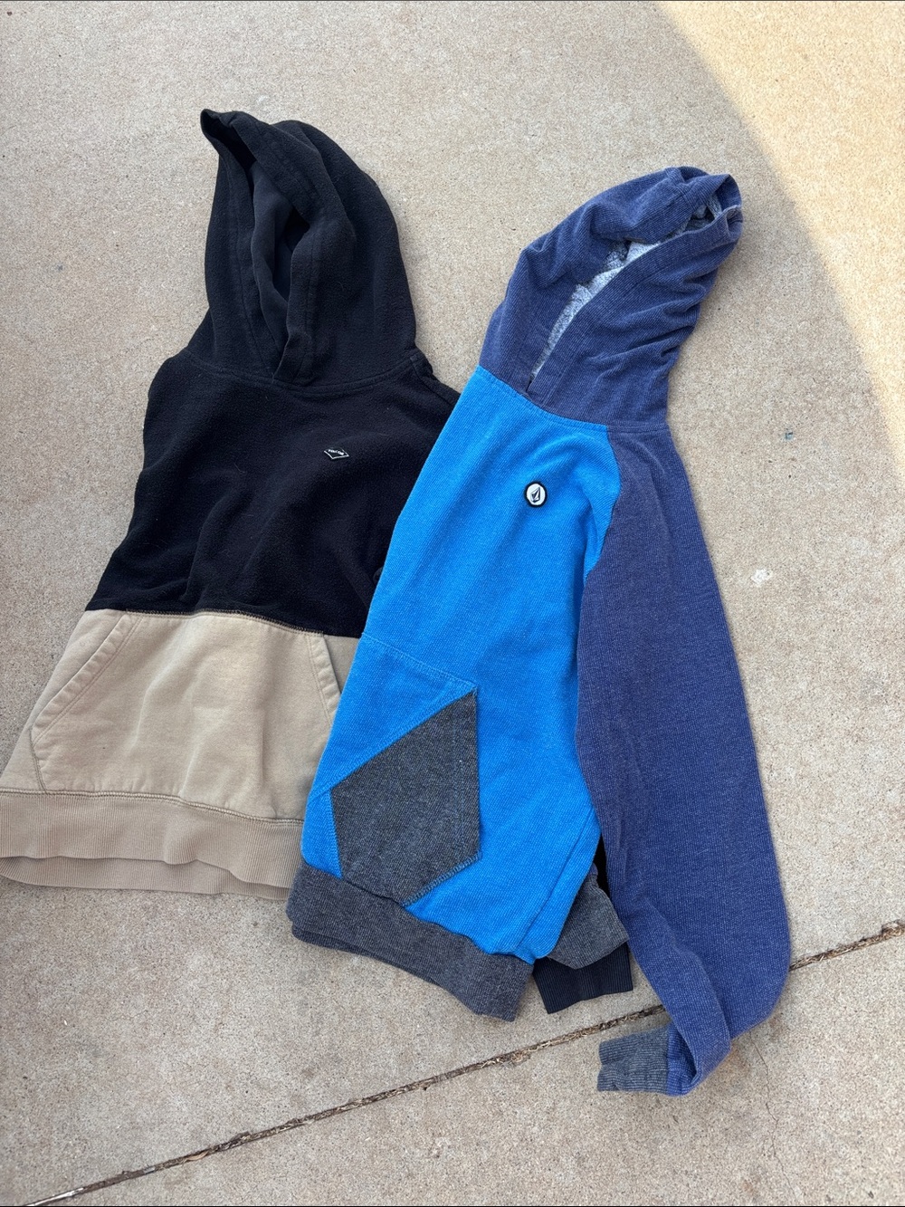 Volcom hoodies x 2! Boys 10/12